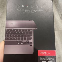 iPad Cover & Keyboard