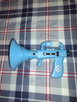 Fart Blaster Gun Despicable Me Minions Thinkway Toys Lights & Fart Sound Blaster