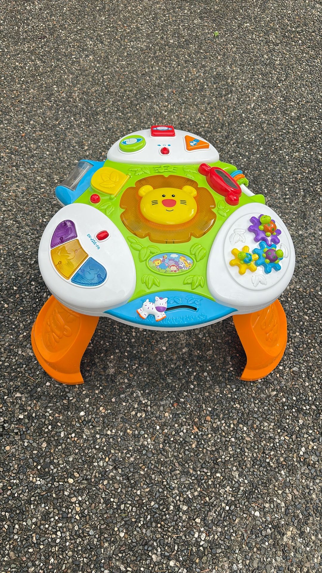 Free Baby Play Table