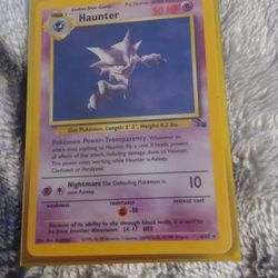 1999 Pokémon Fossil Holo Haunter #6/62. It is a rare, vintage collectible
