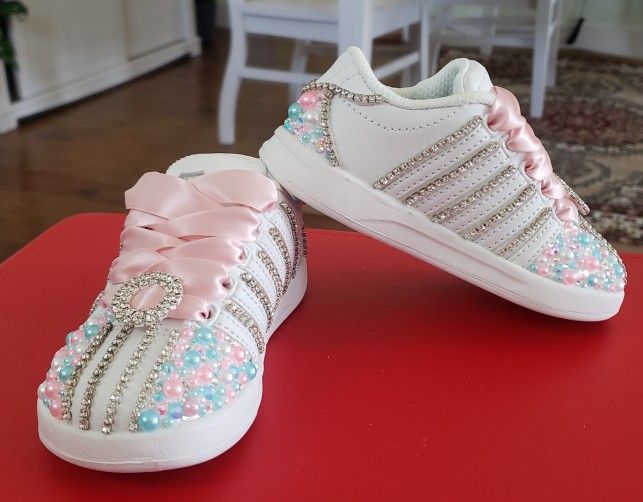 Girls Bling Shoes K Swiss Size 6 Kids for Sale in Tolleson AZ OfferUp