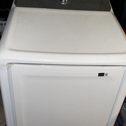 2024 Dryer/washer Set..$150 Dryer $50washer