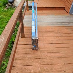 7 Ft Louisville Ladder