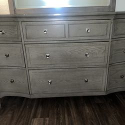 9 Drawer Dresser w/ Mirror - Gray/Wood Finish
