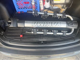 Yakima Ridgeback 4 bike Hitch Rack