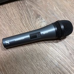 Sennheiser e835 s