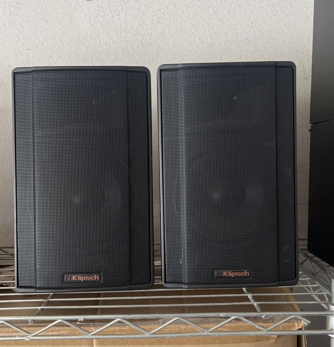 Klipsch Speaker Set Of 2