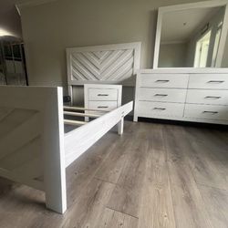 You Pick! Bed, Dresser, Mirror, Chest & Night Stand 1 Incredible Low Price Just $698! Huge Discounts On All Furniture🎊🎊🎊 