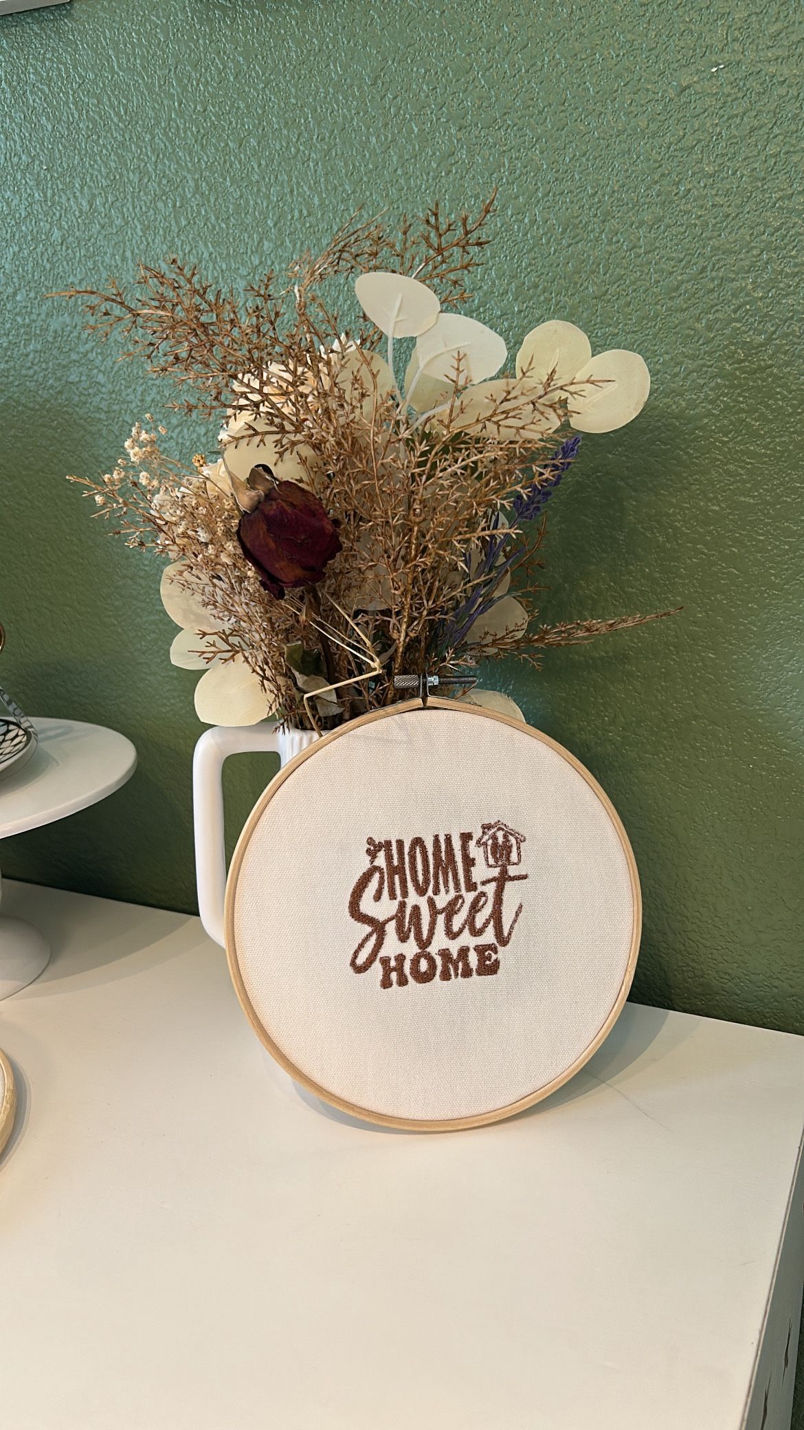 Embroidered Gift - Wall Decor