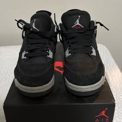 Air Jordan 4 
