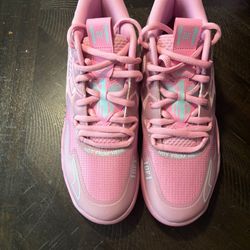 Puma Women’s 9.5 MB.01 Iridescent 