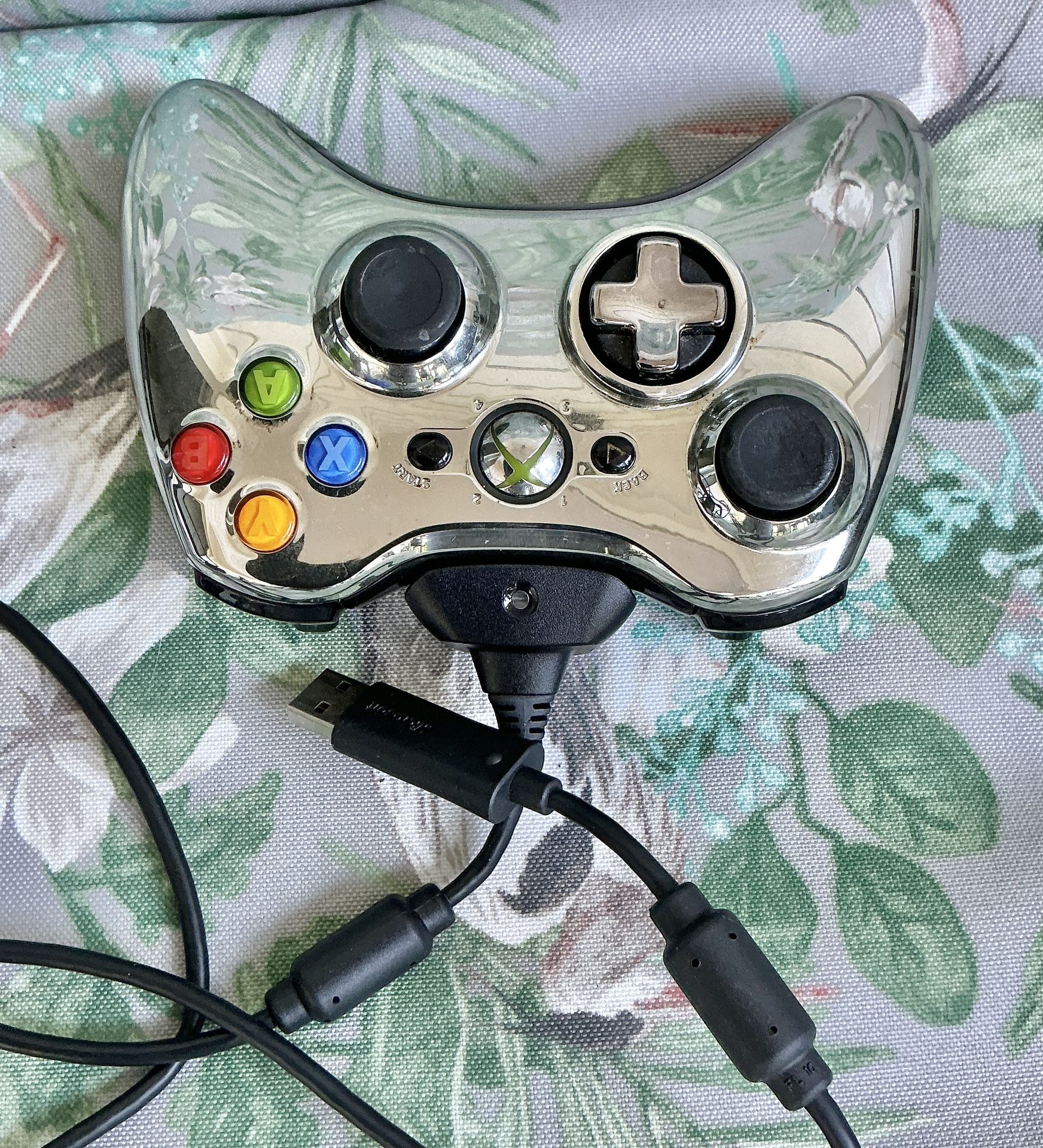 Microsoft Xbox 360 Limited Edition Chrome Silver Wireless Controller with Сable