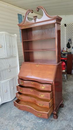 Vintage tall secretary desk!! Solid wood!! L35xD20xH84”