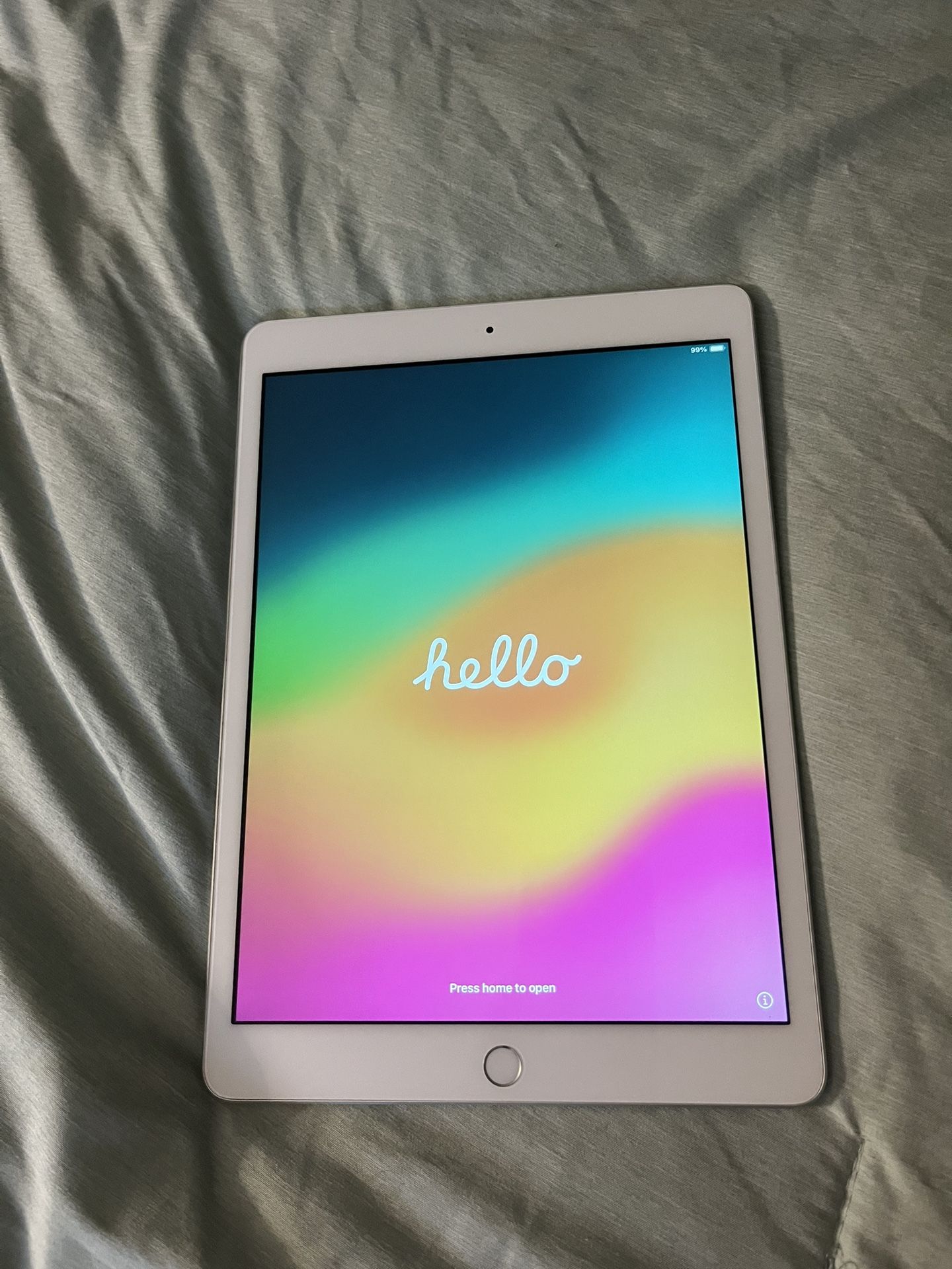 iPad (7th Gen - 128GB)