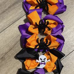 Bundle Of 8 Halloween Bows