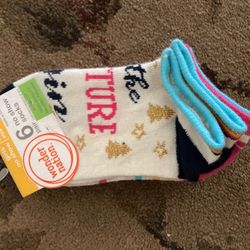 Girls Size 6-101/2 No Show Socks Brand New