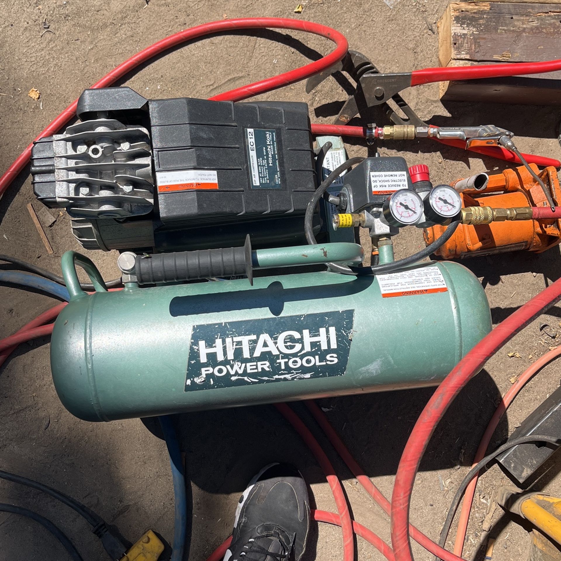 Hitachi Air Compressor