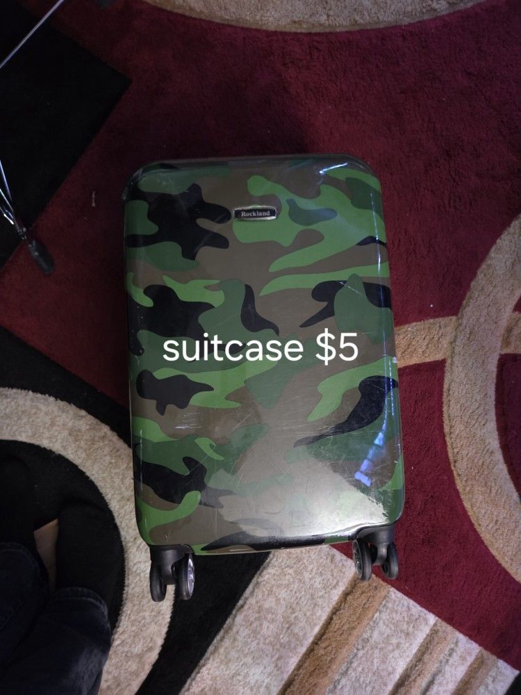 Rockland Camouflage Suitcase