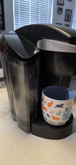 Keurig K-Classic K50 Coffee Maker Single Serve K-Cup Pod Coffee Brewer, Black