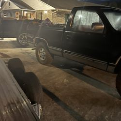1989 Chevrolet 1/2 Ton Pickups