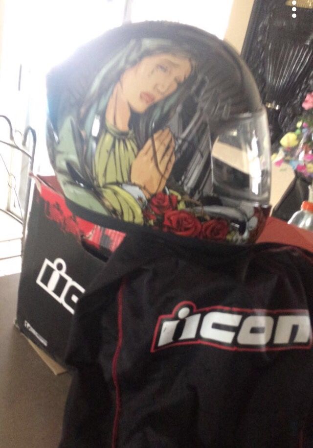 Motorcycle helmet