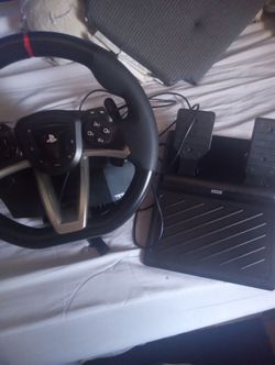 Hori wheel and pedals lightly used