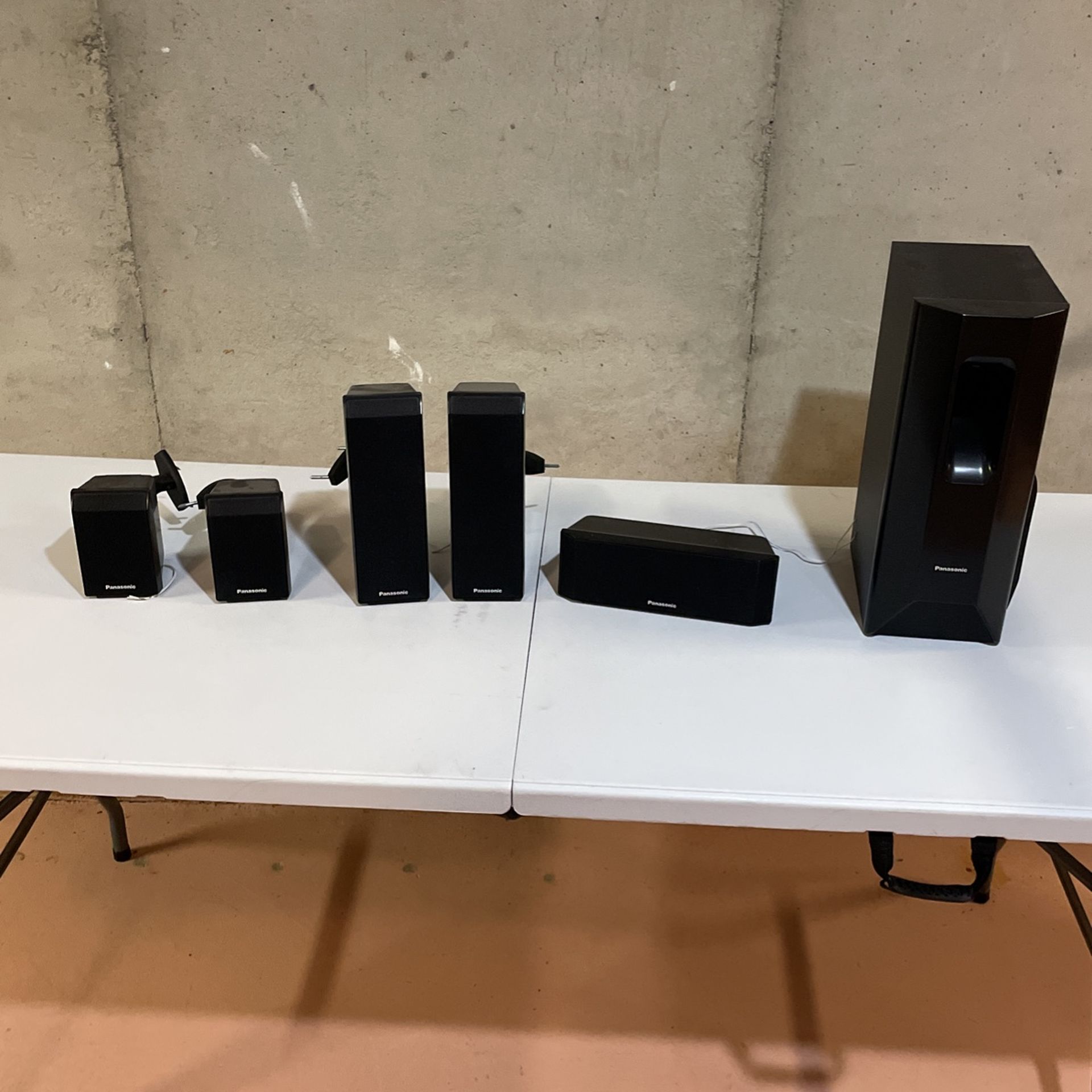 Panasonic Surround Sound Speakers With Subwoofer