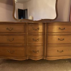 Vintage Drexel Heritage Touraine Triple Dresser