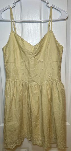 Young Adult/Women clothing for SALE 🛍️