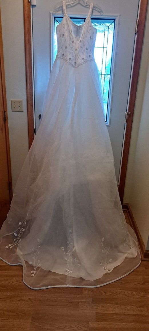 Beautiful Wedding Dress