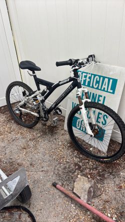 Mongoose bike