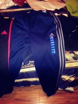 Adidas pans