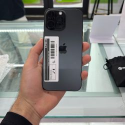 iPhone 16 Pro Max 256GB (Unlocked)