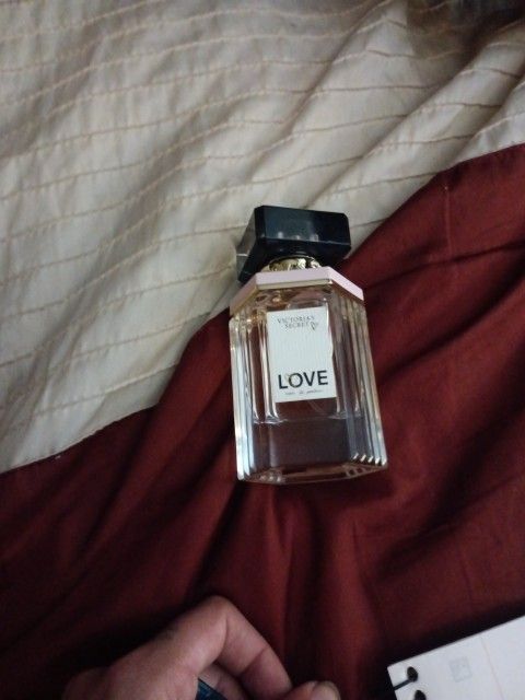 Love Victoria's Secret 