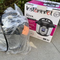 Brand New Instapot - Duo Nova - Never Been Used!