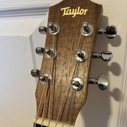 Taylor Baby Taylor Acoustic Guitar Natural
