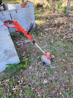 Electric weed eater Black & Decker