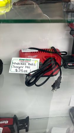 Milwaukee M12 Battery Charger