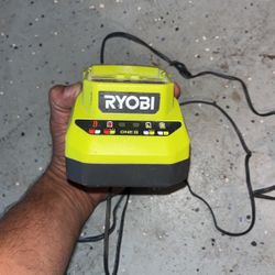 Ryobi Charger 