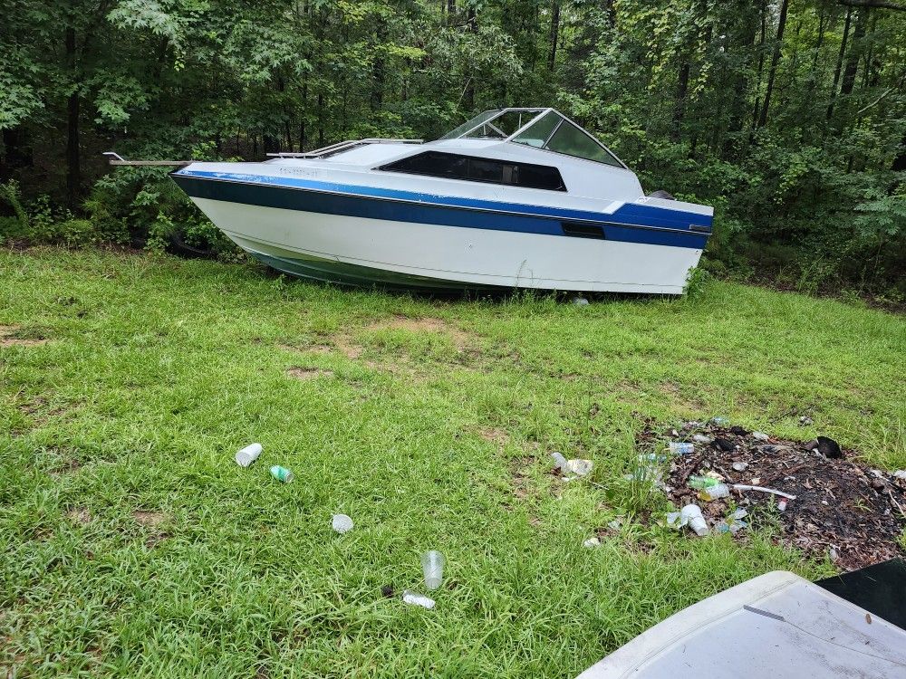 Boat With Sleeping Cabin 