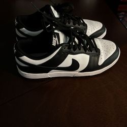 Panda dunks size 8