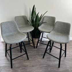 LUE BONA 360° Swivel Bar Stools Set of 4, 26 Inch Counter Height Bar Stools, Modern Faux Leather with Enlarged Seats, Metal Legs for Kitchen Island, D
