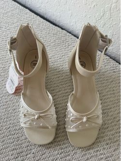 Wonder Nation White Wedge Sandals Size 1