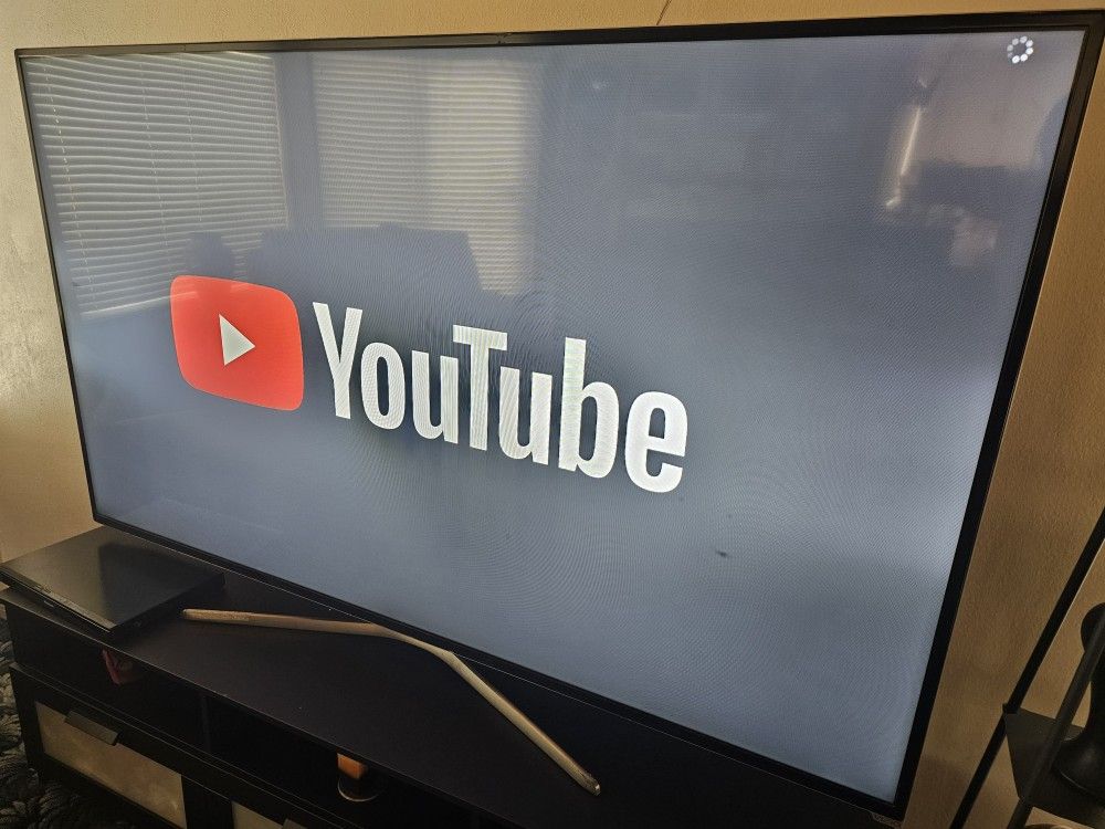 80" Vizio Smart Tv (See Description)