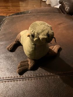 Seal plush