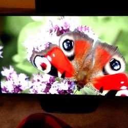 47 Inch LG SMART TV 1080p