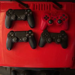 4 PlayStation Controllers (2 PS4 + 2 PS3) - $60 OBO
