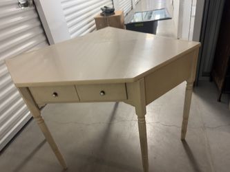 Vintage Ethan Allen Corner Desk And bookshelf