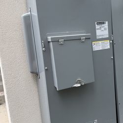 New 600 Amp Disconnect Square D