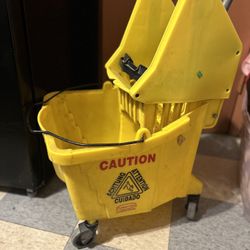 Mop Bucket 